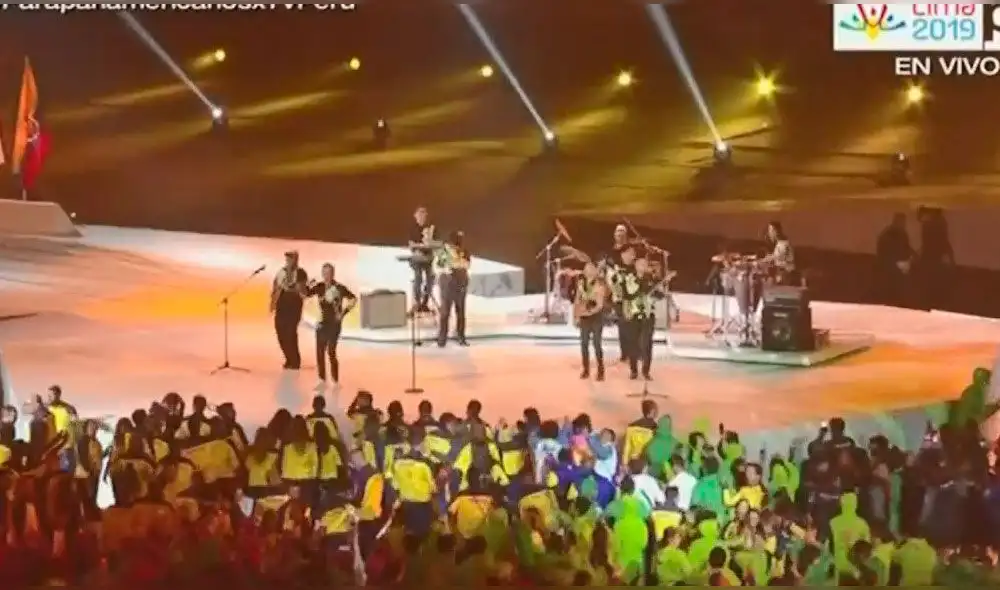 La orquesta musical también se pronunció sobre lo que sucede en la amazonía en pleno concierto