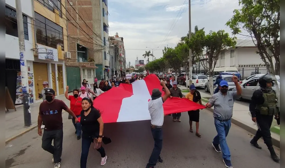Gremios se declaran en movilización permanente y exigen liberación de Pedro Castillo. Foto: Emmanuel Moreno.