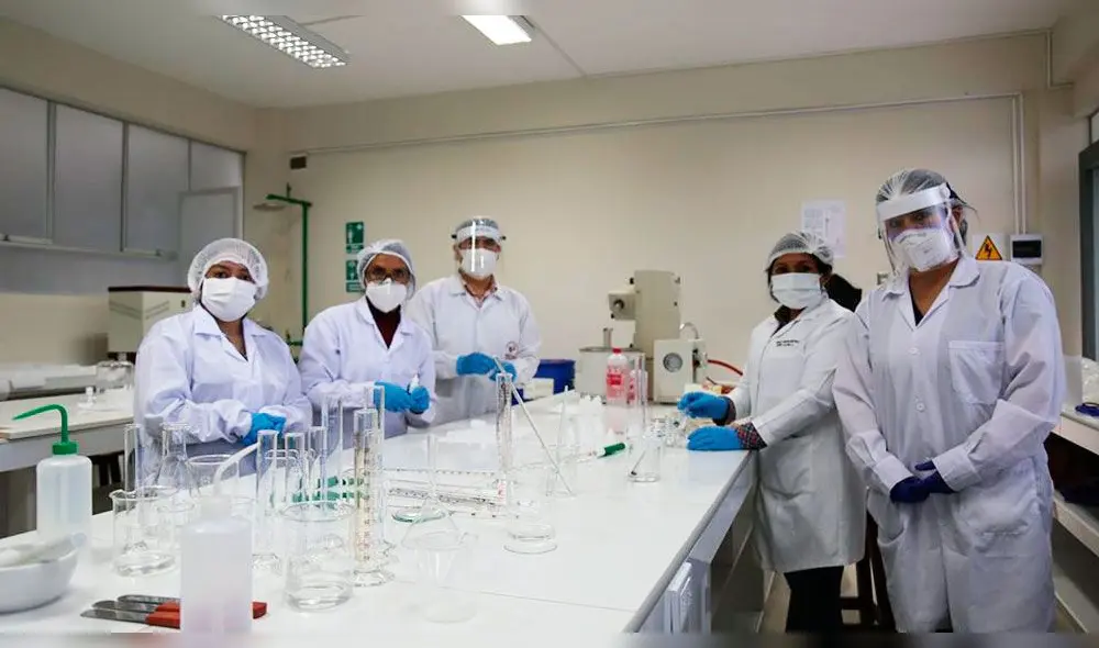 Autoridades sanitarias evalúan producción de invermectina para pacientes COVID-19. Autoridades sanitarias evalúan producción de invermectina para pacientes COVID-19.