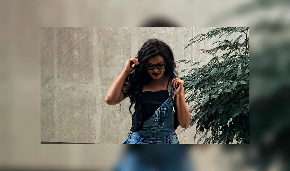 Michelle Soifer muestra más de la cuenta con diminuto short [VIDEO]