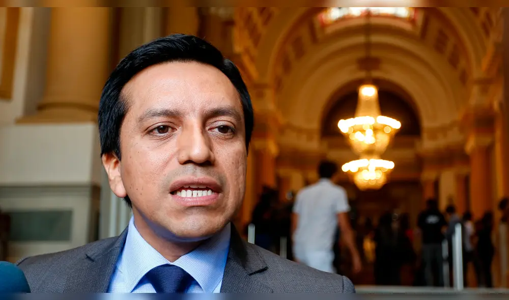 Gilbert Violeta: “Yesenia Ponce está como flamante refuerzo de la bancada oficialista” Gilbert Violeta: “Yesenia Ponce está como flamante refuerzo de la bancada oficialista”