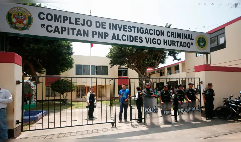 Sujetos quedaron en calidad de detenidos en dependencia policial. Sujetos quedaron en calidad de detenidos en dependencia policial.