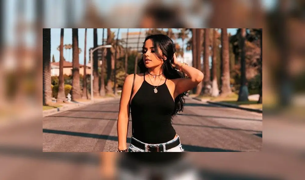 Becky G remece Instagram al mostrar de más en atrevido traje [VIDEO] 
