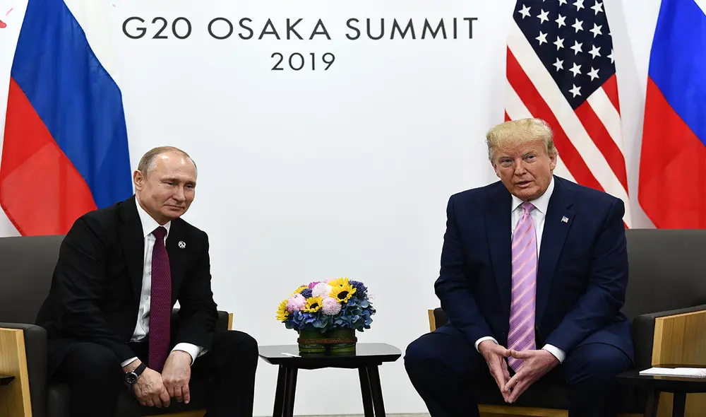 Putin y Trump, dos de las personas más poderosas del planeta, fueron seleccionados por su gestión de la pandemia del coronavirus. Foto: AFP (archivo) Putin y Trump, dos de las personas más poderosas del planeta, fueron seleccionados por su gestión de la pandemia del coronavirus. Foto: AFP (archivo)