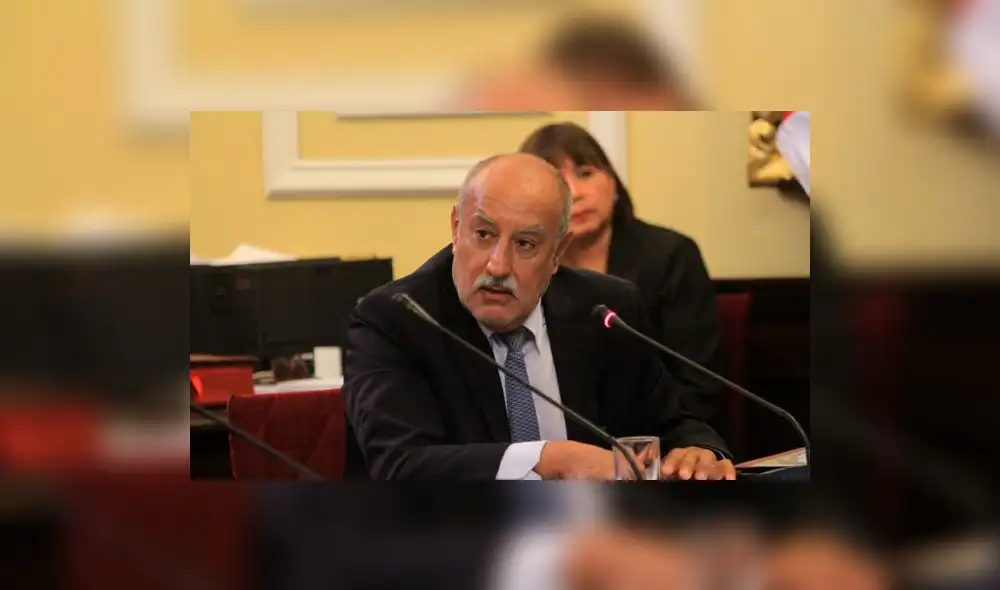 Exministro Mayorga se reunió en cuatro ocasiones con representantes de Odebrecht Exministro Mayorga se reunió en cuatro ocasiones con representantes de Odebrecht