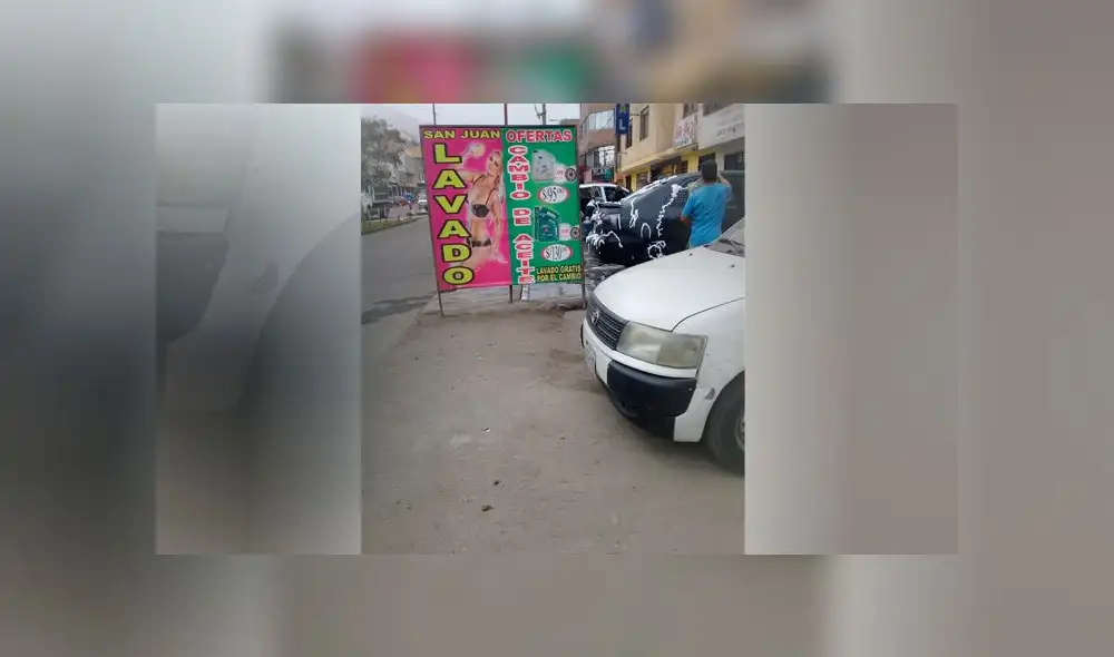 SJL: Lavadero de carros impide el paso peatonal SJL: Lavadero de carros impide el paso peatonal