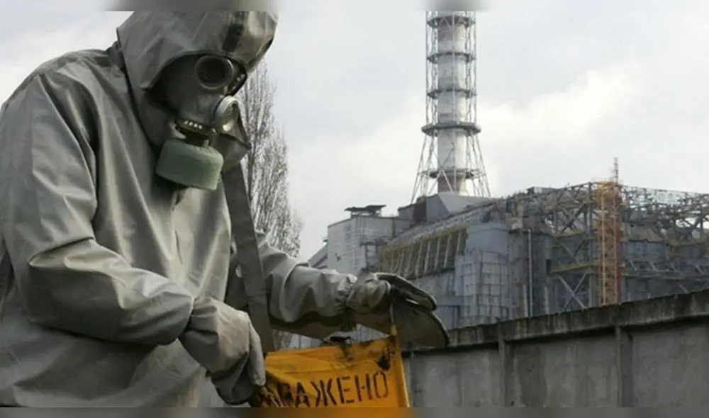 Chernobyl: donan vestuarios para médicos que combaten el coronavirus.