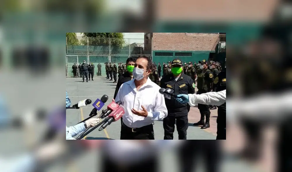 Ministro Gastón Rodrígiez asegura que ningún comando puede excusarse de haber protegido a los policías de la COVID-19- Foto: Mininter.