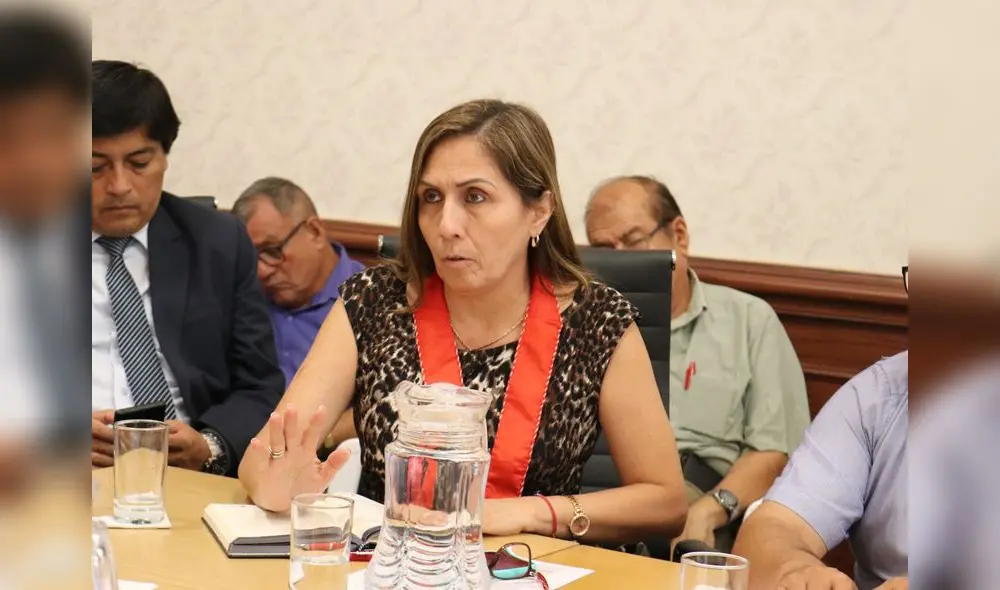 Fiscalía atada de manos ante minería ilegal en La Libertad Fiscalía atada de manos ante minería ilegal en La Libertad