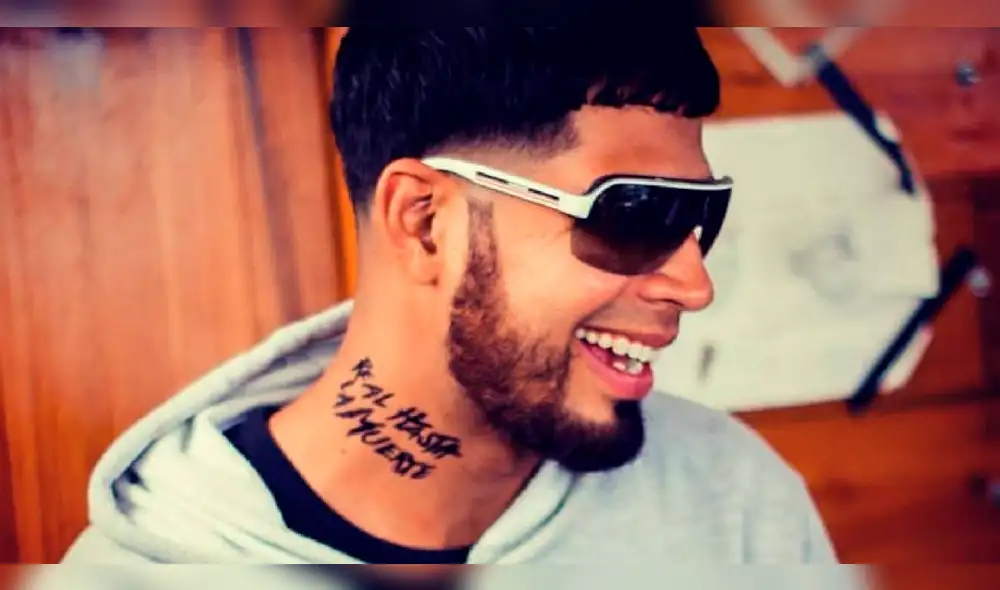Anuel AA ostenta 4 relojes y es criticado por usuarios de las redes