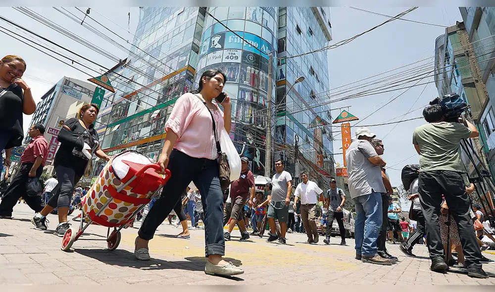 Gamarra sin ambulantes y limpio para sus clientes