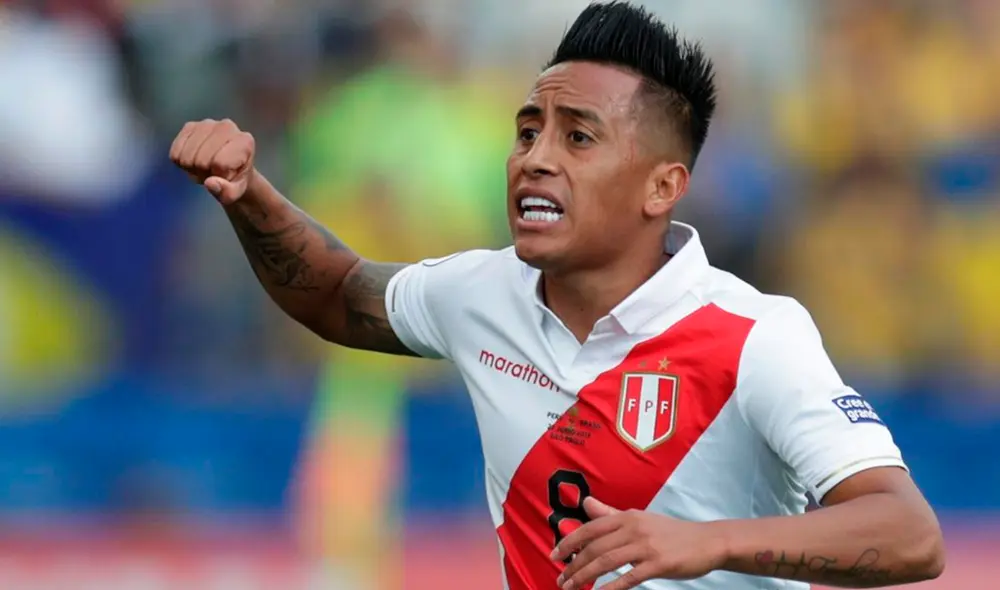 Christian Cueva pudo ponerse la ‘crema’: Universitario lo sedujo cuando el volante estaba en España.