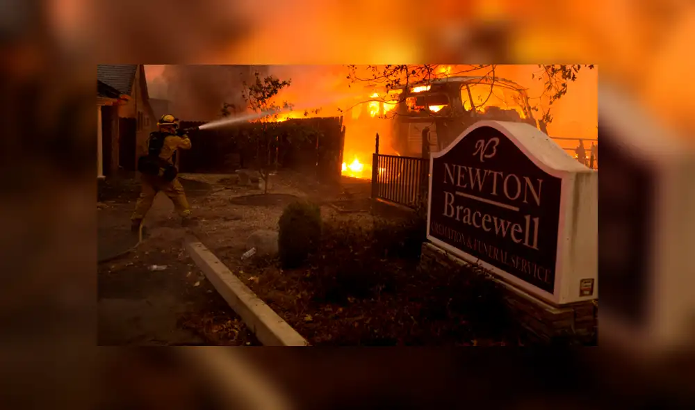 Catastróficos incendios forestales en California dejan 5 muertos y miles de evacuados [FOTOS]