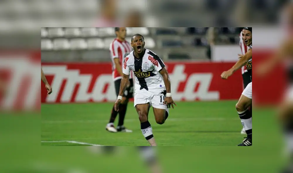 El 'Zorrito' Aguirre en su noche gloriosa contra Estudiantes de La Plata. El 'Zorrito' Aguirre en su noche gloriosa contra Estudiantes de La Plata.