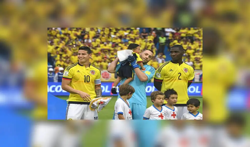 Facebook: David Ospina se cansó del llanto de un niño y pidió apoyo a James Rodríguez