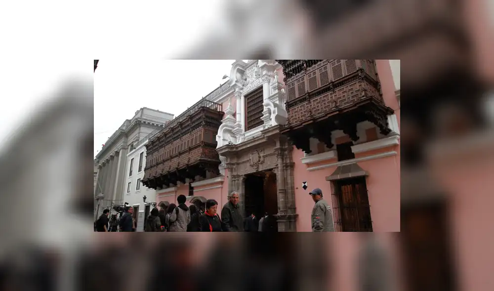 Gobierno peruano rechaza decisión unilateral de independencia de Cataluña