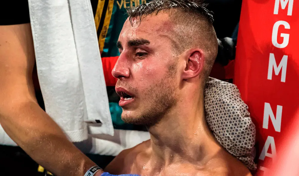 Maxim Dadashev boxeador de 28 años fallece por fuertes golpes en la cabeza.