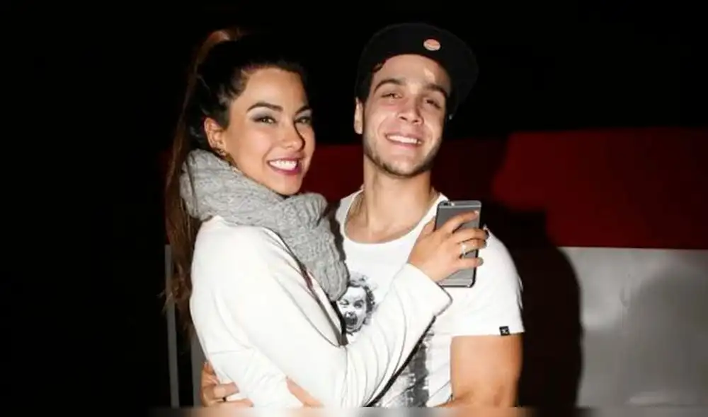 Magaly Medina recuerda a Mario Irivarren que exparejas siempre se van con futbolistas. Magaly Medina recuerda a Mario Irivarren que exparejas siempre se van con futbolistas.