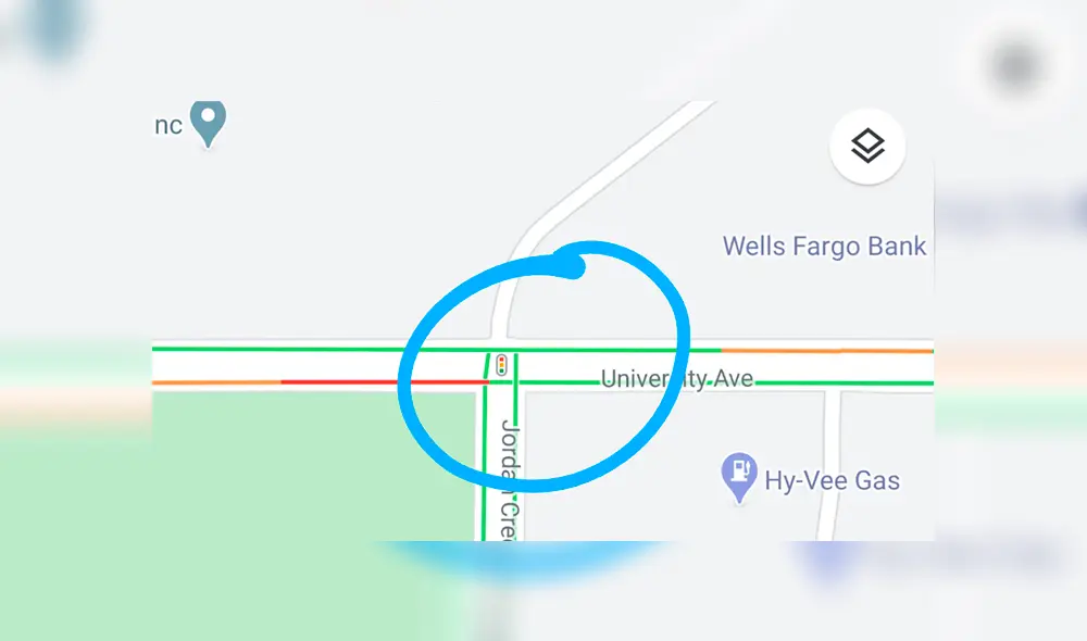 Usuarios reportaron que la app muestra un ícono de semáforo en algunas intersecciones.