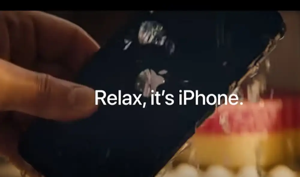 El iPhone 12 cuenta con una tecnología llamada Ceramic Shield y también con con certificación IP68. Foto: Captura