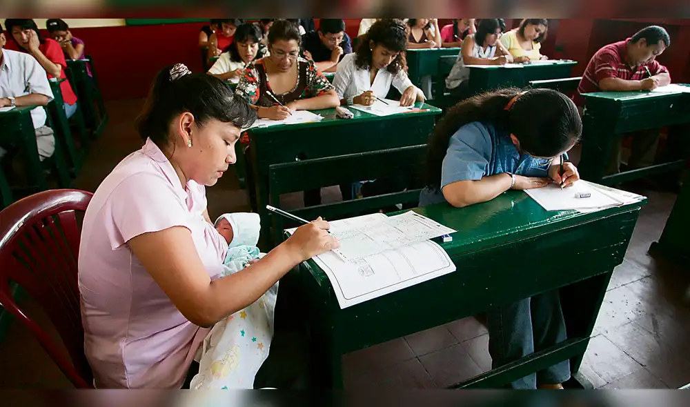 Bono de S/ 18 mil recibirán 3 mil 617 docentes por su nombramiento 