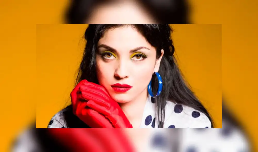 Abuchean a Mon Laferte en concierto y piden que entre otro artista [VIDEO]