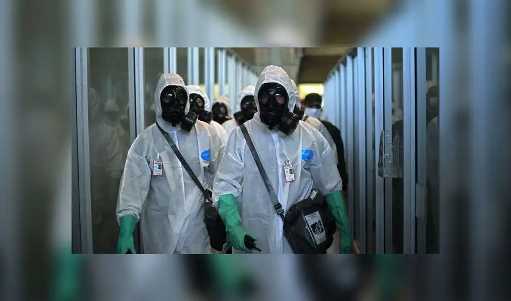 Personal sanitario protegido del coronavirus en Brasil. Foto: AFP.