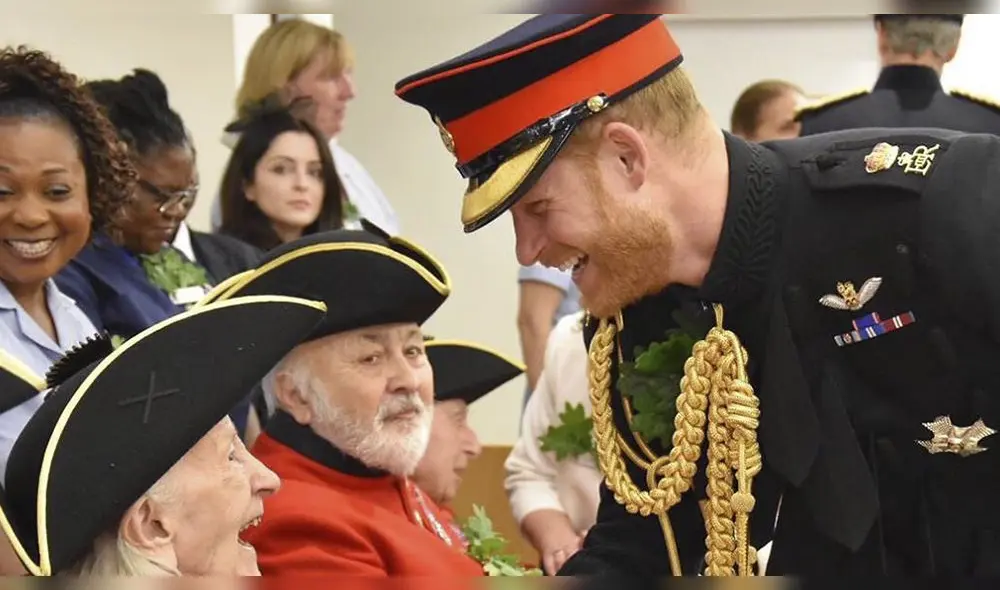 Luego recibir gran cantidad de críticas por su renuncia a la familia real, el duque de Sussex fue respaldado por sus excompañeros Luego recibir gran cantidad de críticas por su renuncia a la familia real, el duque de Sussex fue respaldado por sus excompañeros