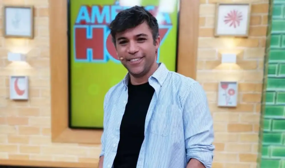 Renzo Schuller afirmó estar muy feliz de regresar al set de América TV junto a sus compañeros de conducción. | Foto: Difusión