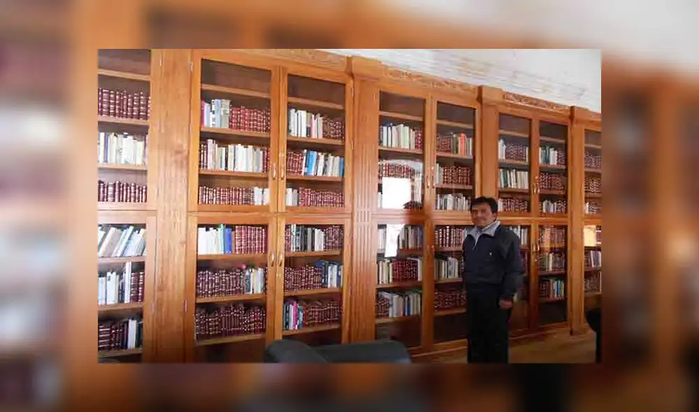 Mario Vargas Llosa donará más de 2 mil libros a biblioteca de Arequipa ...