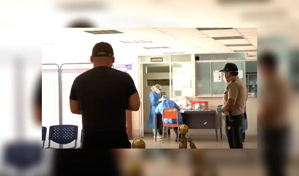 Personal de la Policía Nacional del Perú pasaron pruebas de COVID-19. Foto: Captura Personal de la Policía Nacional del Perú pasaron pruebas de COVID-19. Foto: Captura