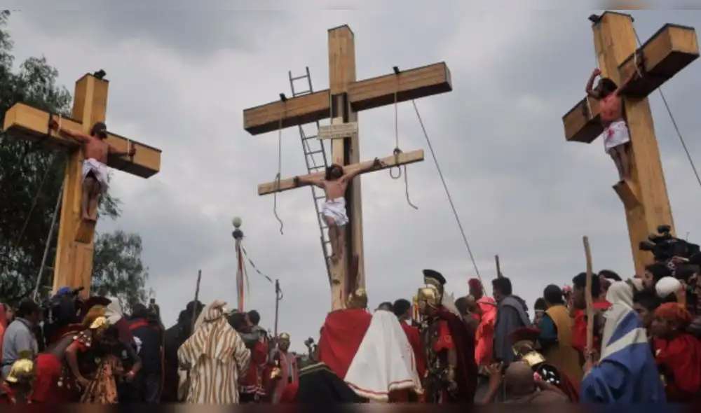 Representación de la crucifixión en la Pasión de Cristo en Iztapalapa 2019. (Foto: Infobae) Representación de la crucifixión en la Pasión de Cristo en Iztapalapa 2019. (Foto: Infobae)