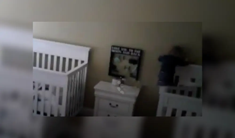 Desliza hacia la izquierda para ver lo que hacía un bebé en ausencia de su madre. Video de Facebook.