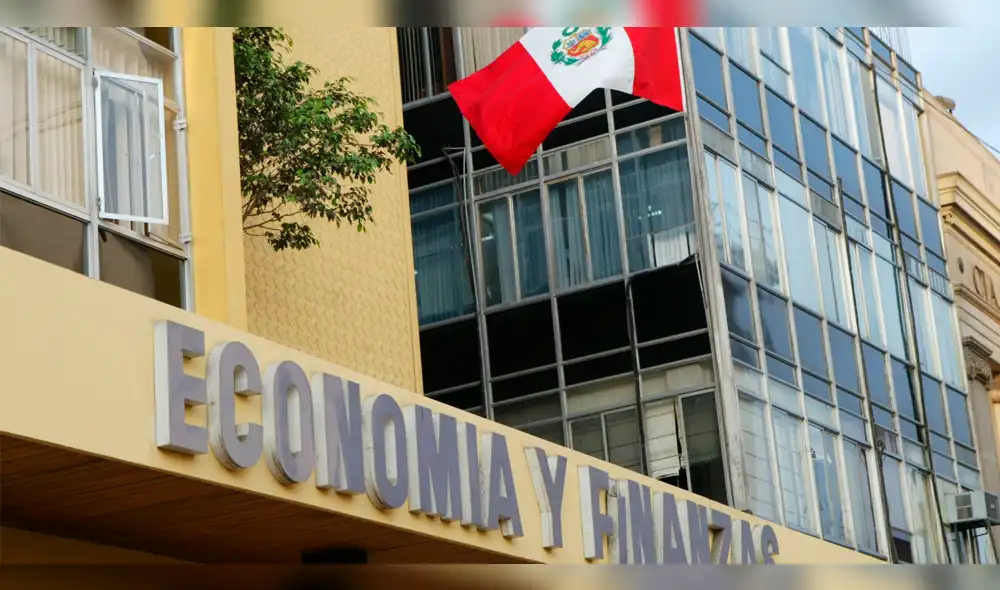 Déficit fiscal de 3,1% es similar al del siglo pasado, advierten economistas Déficit fiscal de 3,1% es similar al del siglo pasado, advierten economistas