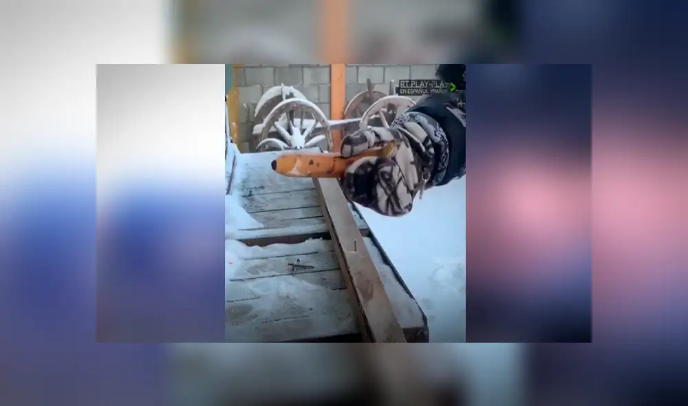Desliza las fotografías para ver el increíble resultado de este ‘helado’ experimento que hizo un joven ruso. Foto: Captura/RT Play Desliza las fotografías para ver el increíble resultado de este ‘helado’ experimento que hizo un joven ruso. Foto: Captura/RT Play