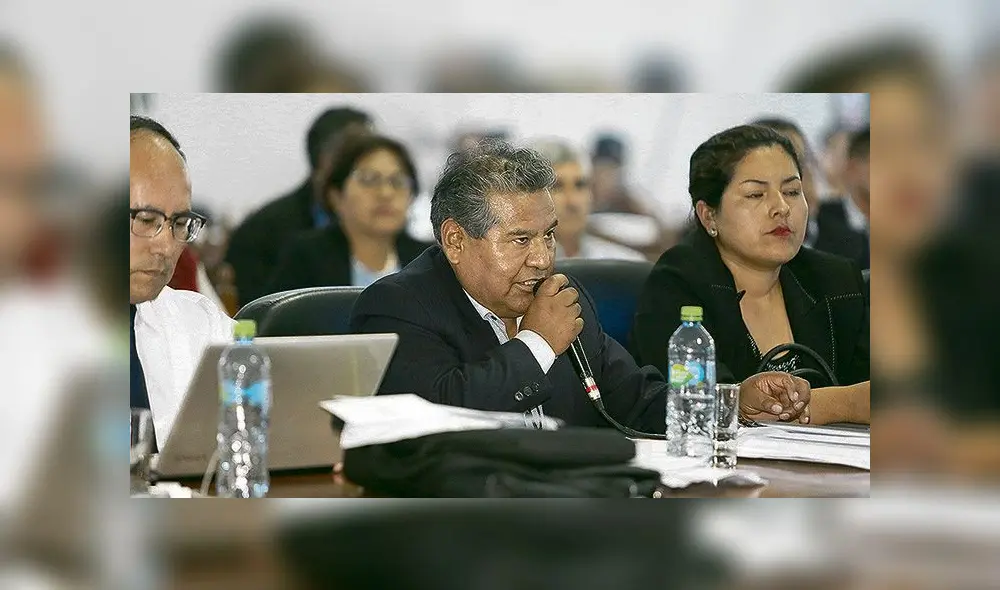 suspendidos. Willy Jano y Pedro Quispe tienen un plazo de ocho días para apelar su separación del concejo provincial. suspendidos. Willy Jano y Pedro Quispe tienen un plazo de ocho días para apelar su separación del concejo provincial.