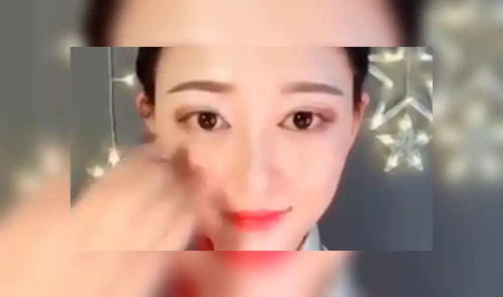 YouTube viral: bella aeromosa asiática revela su radical cambio al quitarse el maquillaje [VIDEO]