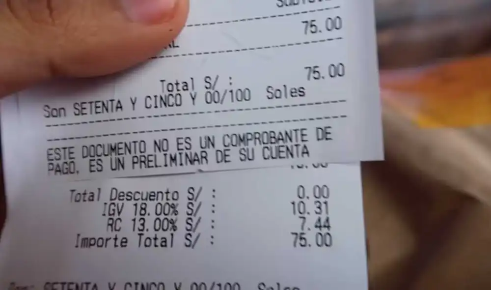 Desliza las imágenes para ver el aspecto que tiene esta costosa milanesa que se vende en un local de Lima. Foto: captura de Youtube/Desbalanceados
