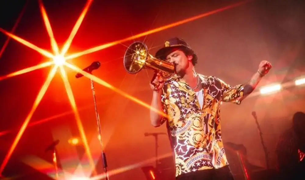 Al terminar la secundaria, Bruno se mudó a Los Ángeles, California para continuar con su carrera. Foto: Instagram