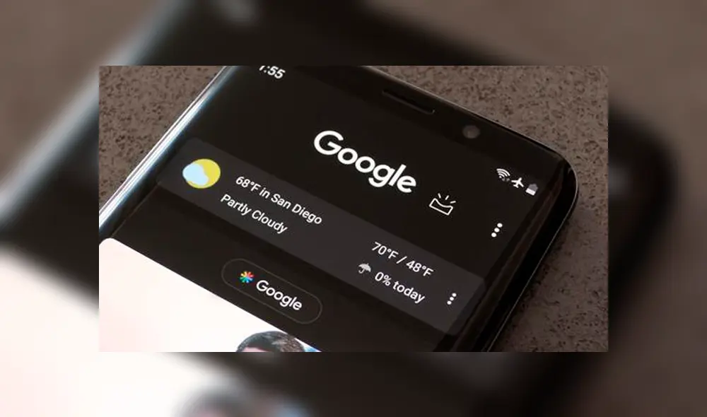 Google lanza oficialmente su modo oscuro para teléfonos iOS y Android.