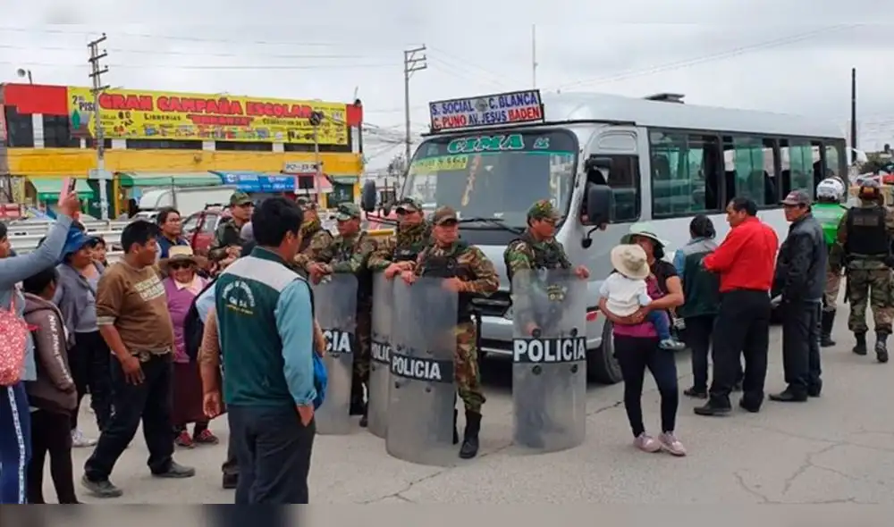 Arequipa. Combi fue intervenida por exceso de traslado de pasajeros.