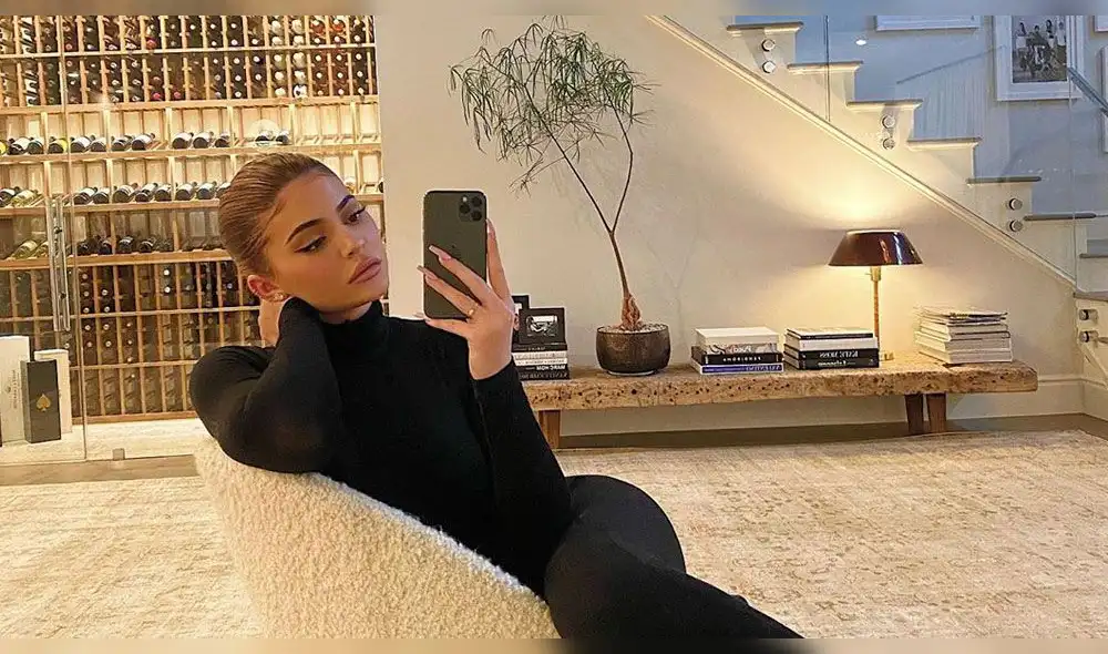 Kylie Jenner da recomendaciones para no aburrirse durante la cuarentena. Foto: Instagram