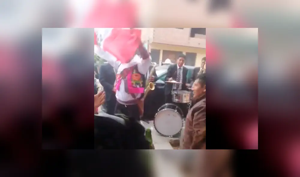 Banda peruana usa cábala para que Perú derrote a Brasil en la Copa América 2019.