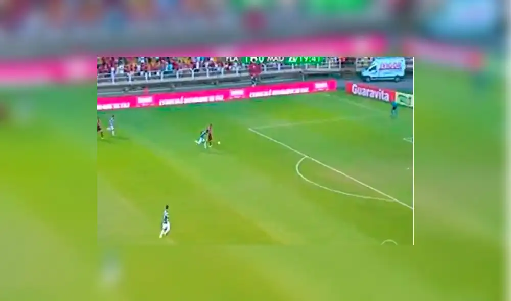 Flamengo: Paolo Guerrero anota golazo tras genial pase de Miguel Trauco