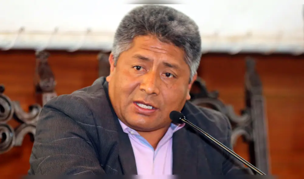 Los 18 congresistas que rechazaron acusación criminal y blindaron a César Hinostroza