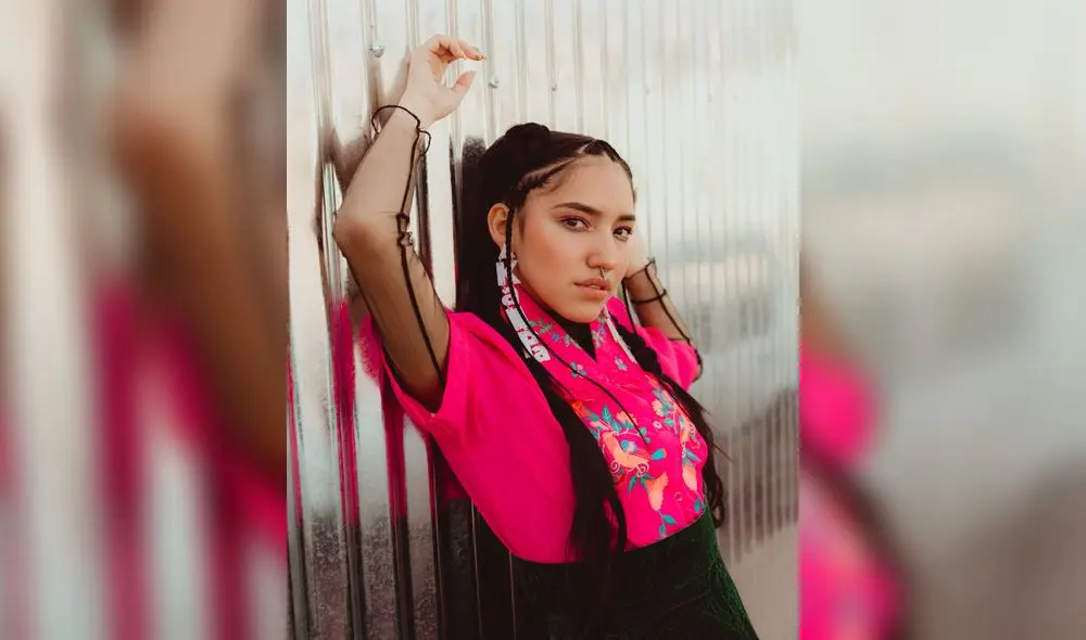 La joven huamanguina luce aretes con la palabra Kallpa que significa fuerza en quechua.