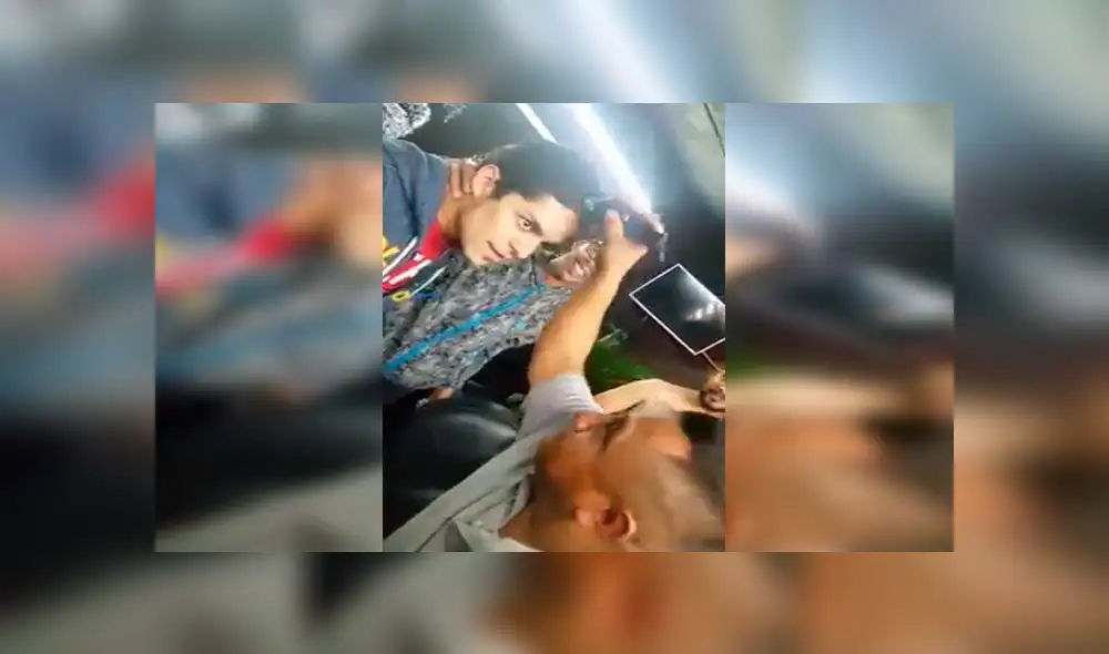 Facebook viral: jóvenes toman en exceso, ingresan a una barbería y ocurre lo peor [VIDEO]