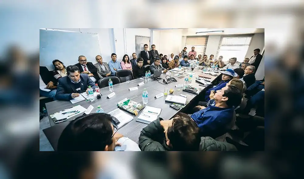 Reunión. Autodema se impuso y reunión se realizó en su sede. Reunión. Autodema se impuso y reunión se realizó en su sede.