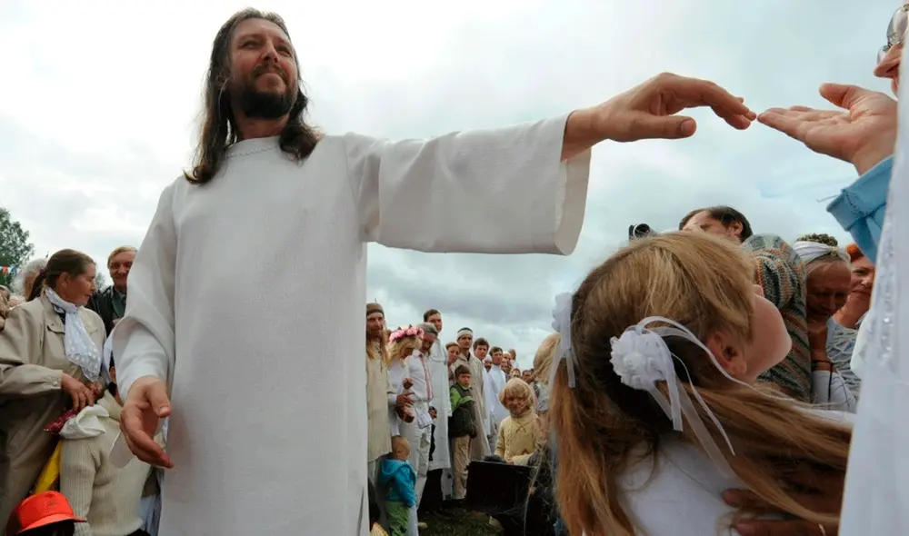Torop fundó la "Iglesia del Último Testamento" en 1991. Foto: AFP. Torop fundó la "Iglesia del Último Testamento" en 1991. Foto: AFP.