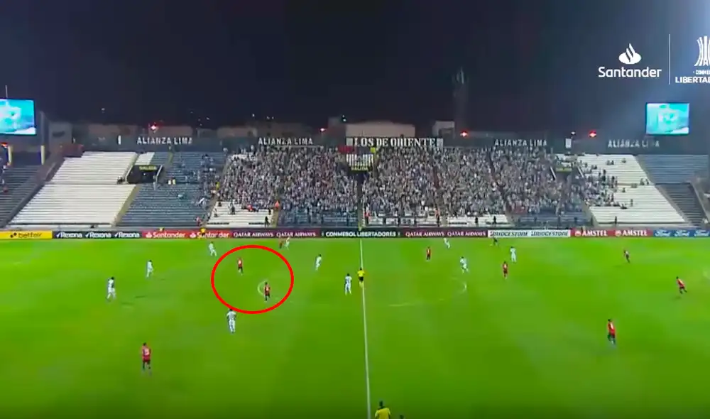 Alianza Lima y Nacional se enfrentaron en el estadio Matute.